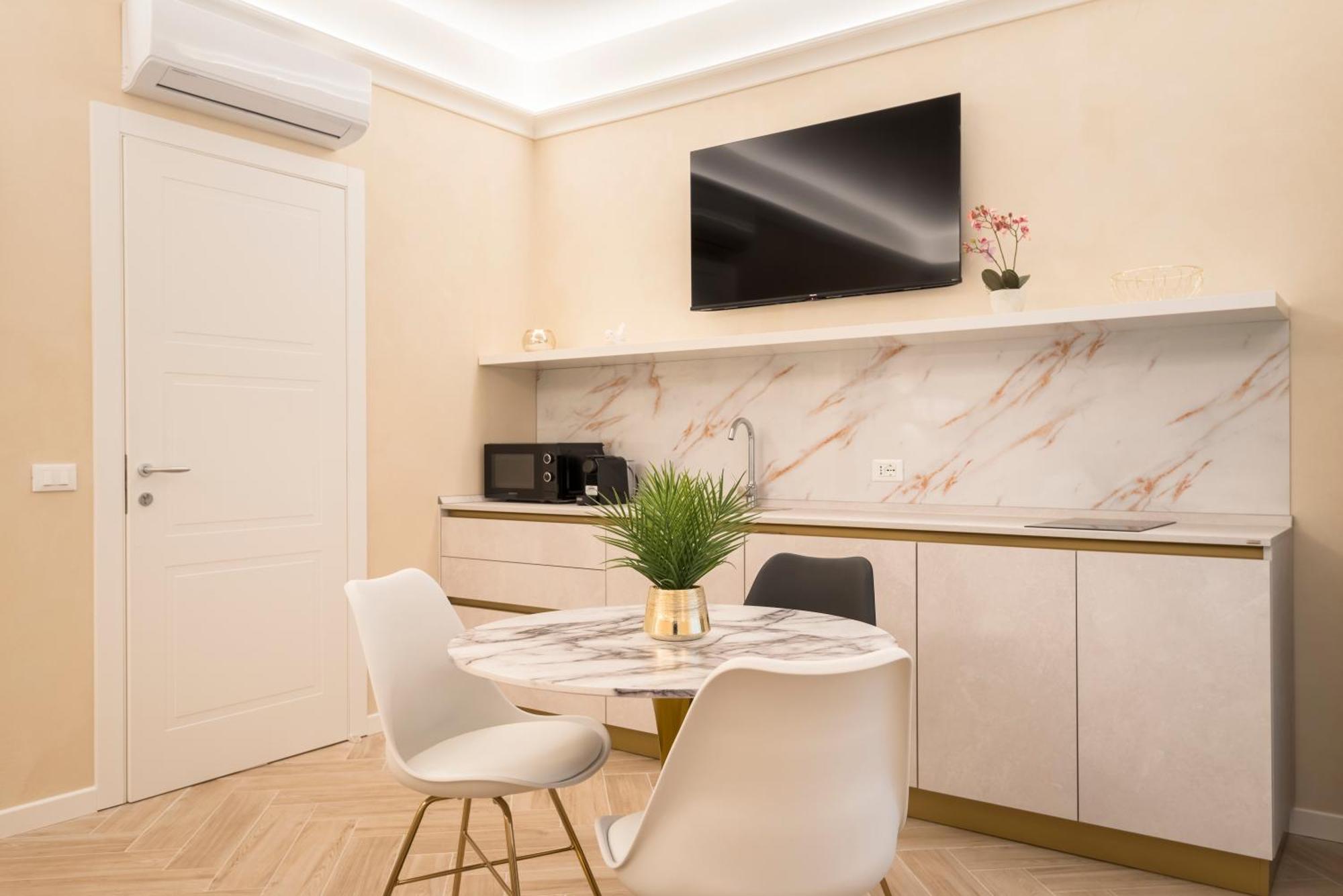 Golden Chic - Citta Alta Apartment Bergamo Room photo